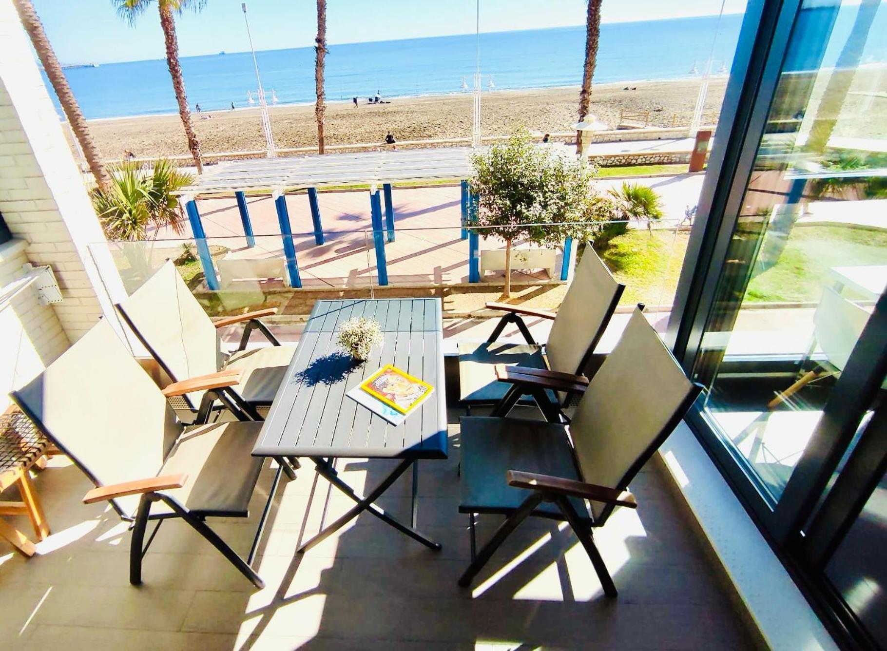 Gran Vivienda De Lujo Frente Al Mar Apartment Málaga Exterior foto