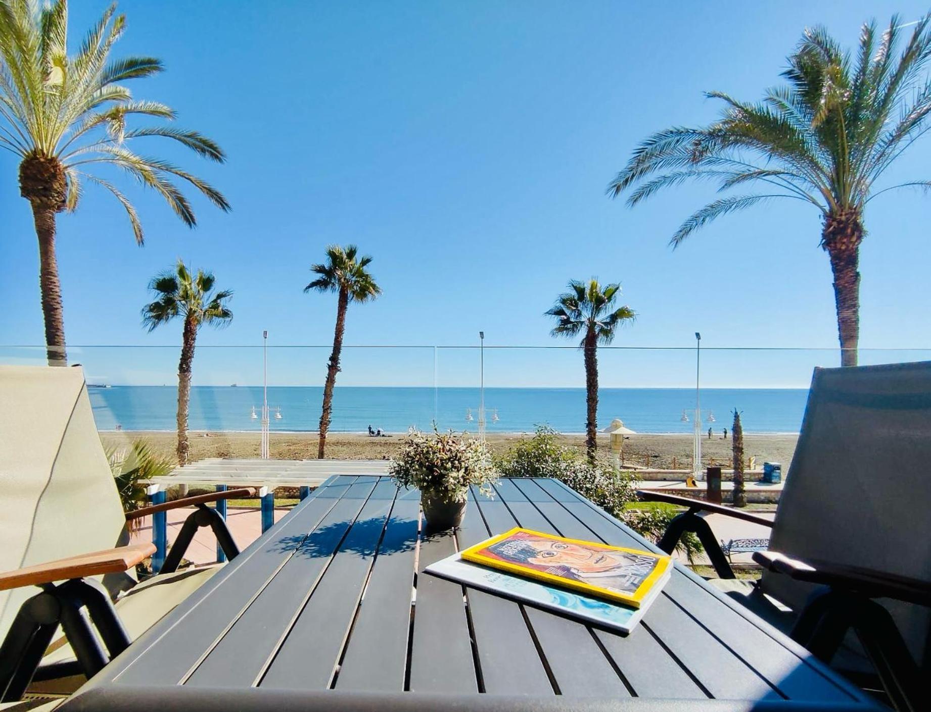 Gran Vivienda De Lujo Frente Al Mar Apartment Málaga Exterior foto